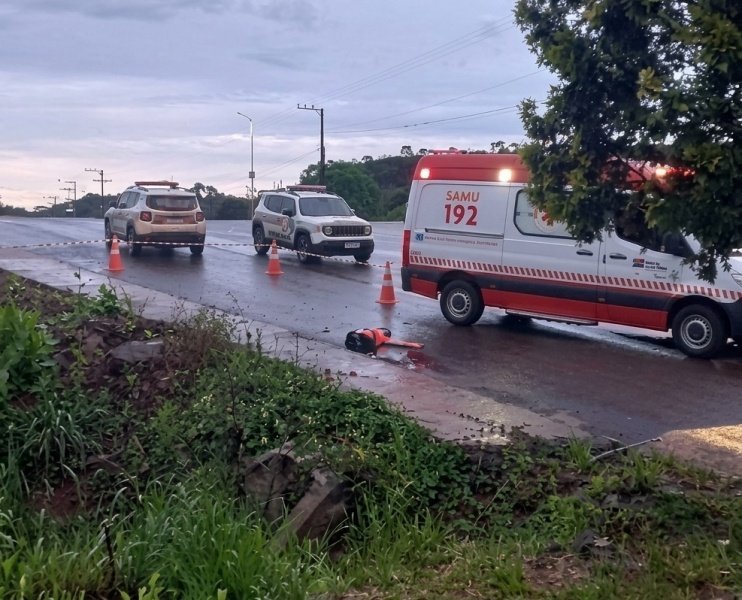 Homem invade casa e mata ex-companheira a tiros na frente dos filhos 