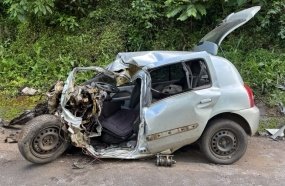 Jovem de 26 anos morre em colisão frontal entre carro e caminhão na SC-157