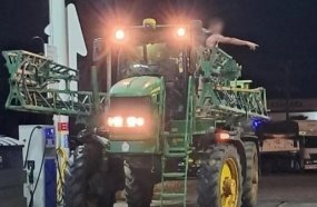Homem que tentou atropelar policial com máquina agrícola vai a júri popular 