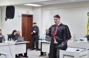 Homem é condenado por tentar atropelar policial com máquina agrícola