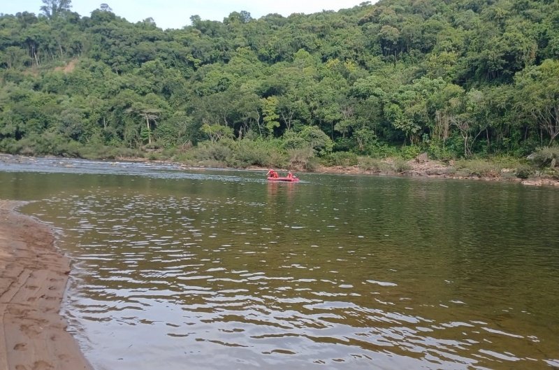 Bombeiros localizam corpo de adolescente que desapareceu no Rio do Peixe 