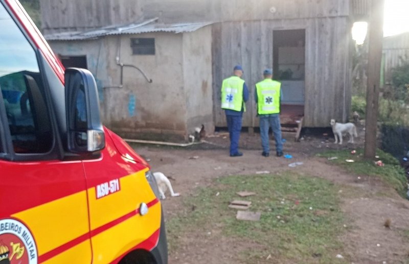 Mulher mata companheiro com facada após briga por ciúmes
