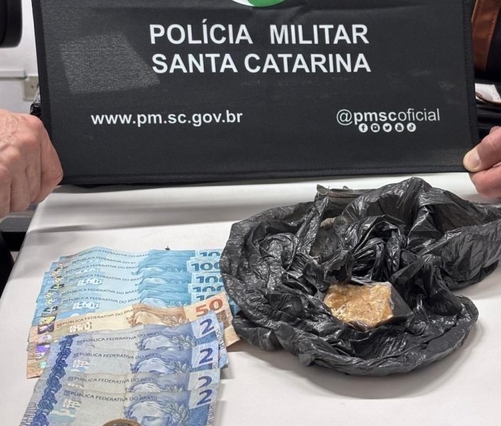 Homem é preso ao desembarcar com drogas na rodoviária de Joaçaba