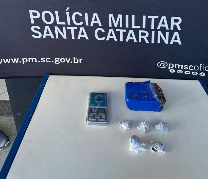Avó denuncia o próprio neto após encontrar drogas no quarto do adolescente