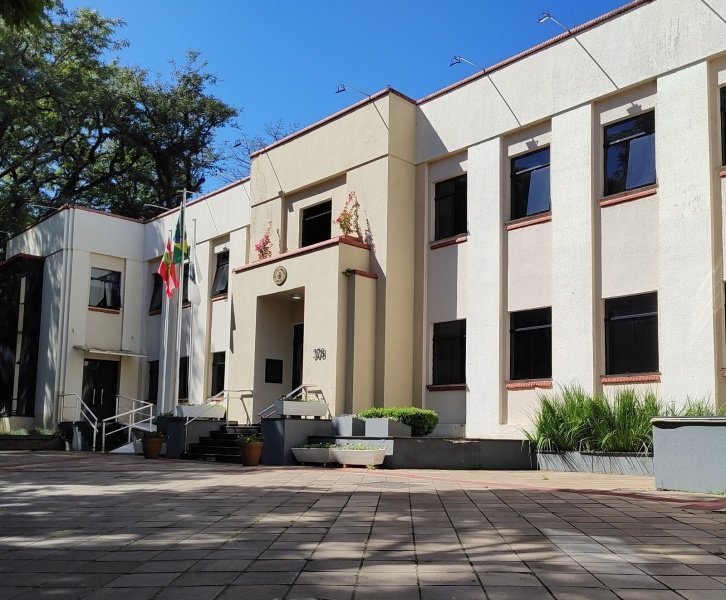 Prefeitura de Joaçaba antecipa primeira parcela do 13º salário