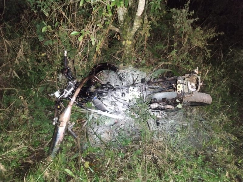 Adolescente de 16 anos morre em colisão entre moto e carro na BR-282