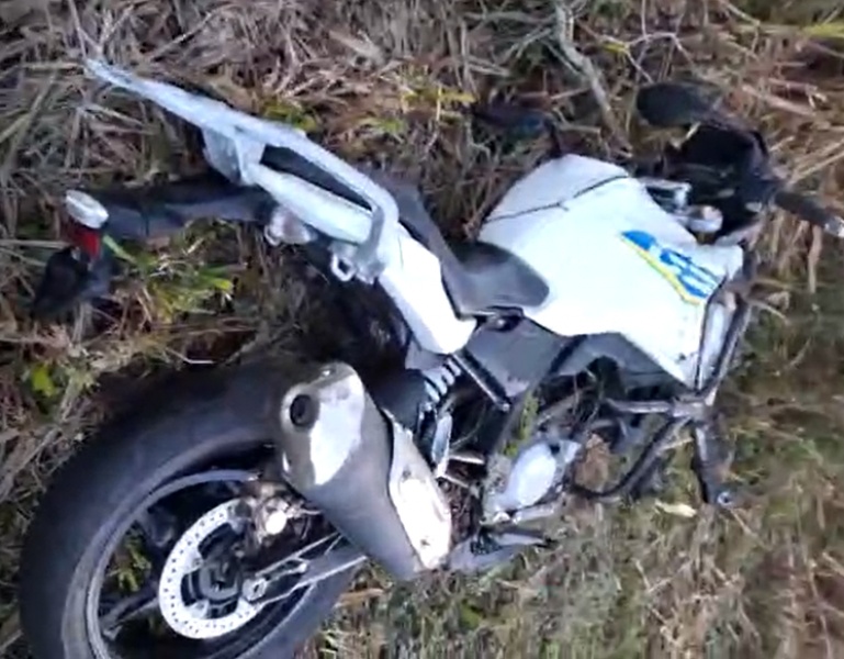 Motociclista fica ferido após colisão com carro na BR-282