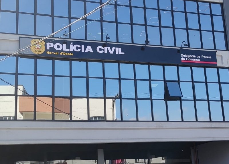 Discussão por ciúmes termina em briga e vira caso de polícia em Herval d’Oeste