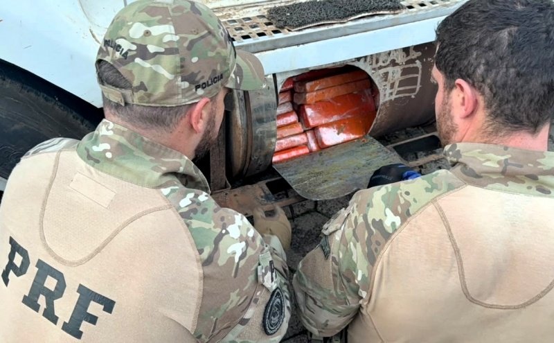 Cão da PRF descobre mais de 500 kg de maconha em tanque de combustível de carreta