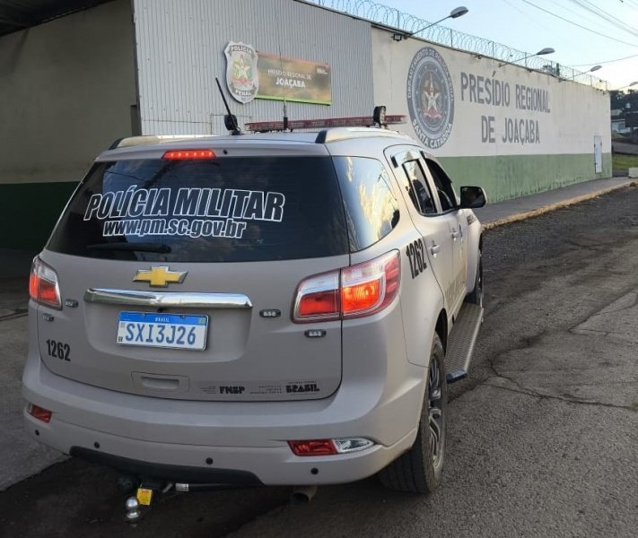 Polícia Militar cumpre três mandados de prisão em Joaçaba e Herval d’Oeste