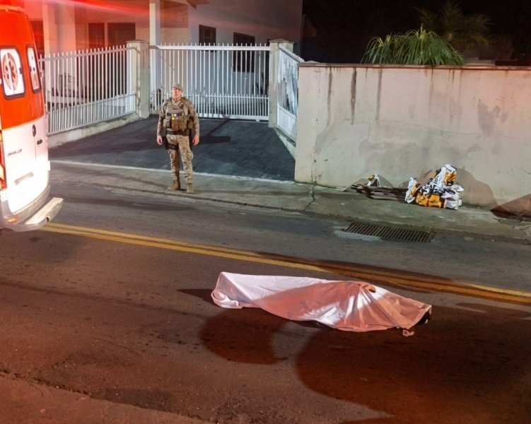 Homem morre após ser esfaqueado durante briga em Joaçaba 