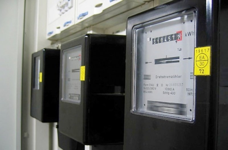 Empresário é condenado por fraude em medidor de energia de supermercado 