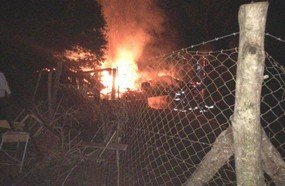Incêndio de grandes proporções atinge chácara em Capinzal