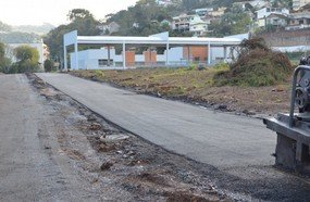 Pista de caminhada e ciclovia do Parque Central ganham forma