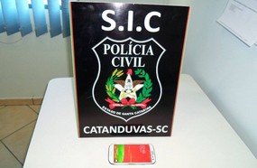 Polícia Civil recupera dois smartphones furtados