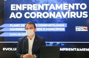 Governador Carlos Moisés testa positivo para coronavírus