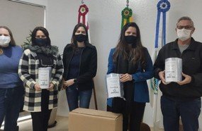 Joaçaba recebe doação de protetores faciais do SESI/SENAI