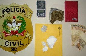 DIC prende casal por tráfico de drogas em Herval d´Oeste
