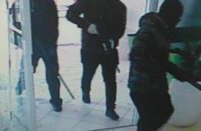 Quadrilha assalta banco e causa terror em Cricíuma