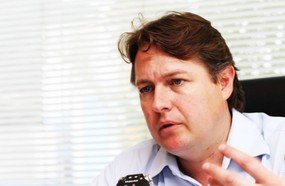 Prefeito cobra comprometimento no primeiro dia de trabalho do ano