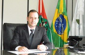 Prefeito reeleito de Erval Velho projeta nova gestão administrativa