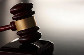 Jovem que teve perna esmagada por carreta recebe R$ 50 mil para tratamento
