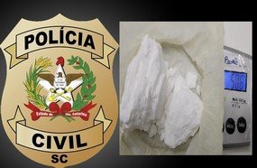 Mulher é presa retornando do litoral com 50 gramas de cocaína