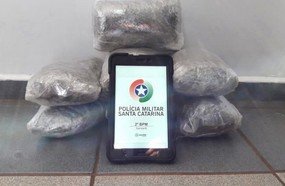 Jovem de Joaçaba é preso com mais de 3kg de maconha em ônibus