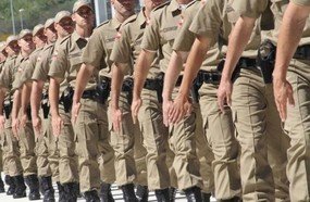 Negociação entre militares e governo termina sem acordo