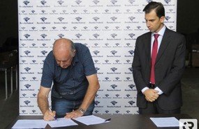 Joaçaba, Herval e Bombeiros recebem veículos da Receita Federal