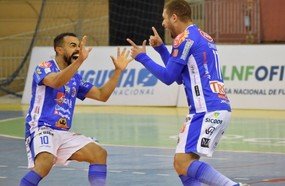 Joaçaba Futsal vence a vice-campeã da Liga Nacional por 4x0