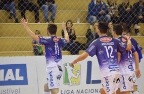 Joaçaba Futsal vence São José dos Campos pela Liga Nacional