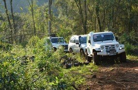 Mais de 30 veículos na quarta etapa da Copa Oeste de Jeep Raid