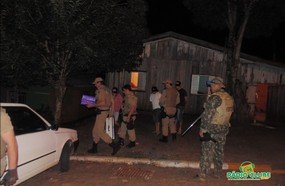 Polícia estoura boca de fumo e prende quatro suspeitos em Videira