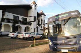 Eco-ônibus da Fatma está em Treze Tílias