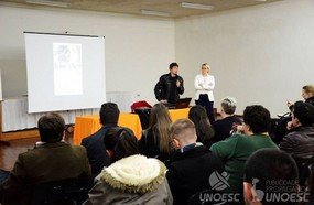 Jornalistas do DC repassam experiências para acadêmicos