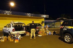 PRF flagra veículos com cigarros e mercadorias importadas na BR-282