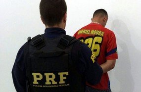 Motorista é preso com CNH falsificada que comprou no RJ