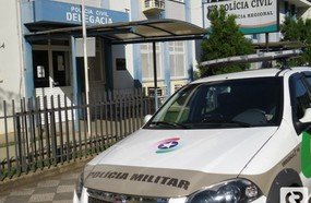 PM encontra drogas em van que transportava jovens para festa