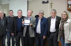 Sessão solene homenageia empresa Andrade pelos 45 anos