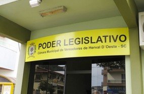 Médico e empresários serão homenageados pela Câmara