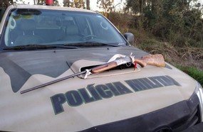 PM Ambiental apreende arma ilegal no interior de Vargem