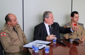 Escala de 24h para policiais e bombeiros será aplicada quando necessário