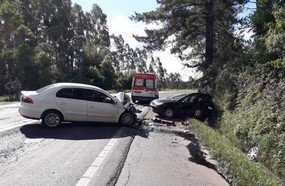 Colisão entre veículos mata uma pessoa em Vargem Bonita