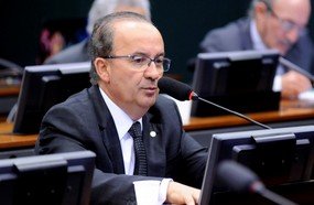 Jorginho Mello recebe prêmio por incentivo aos pequenos negócios