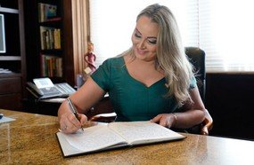 Daniela Reinehr assume o governo de Santa Catarina