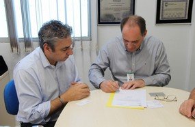 Hust recebe emenda parlamentar de R$ 100 mil