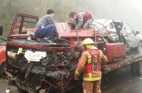 Motorista de guincho morre em colisão na BR-153