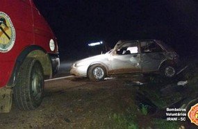 Colisão em barranco deixa dois feridos em Vargem Bonita