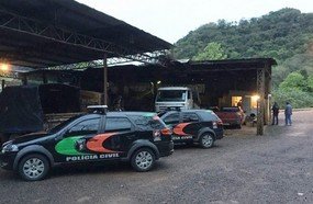 Polícia Civil cumpre mandados de busca contra servidor da Prefeitura de Herval
